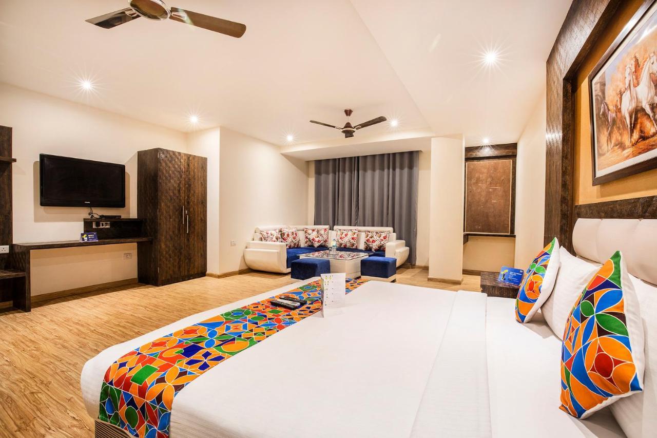 Fabhotel Shoba Estate Delhi Airport 뉴델리 외부 사진